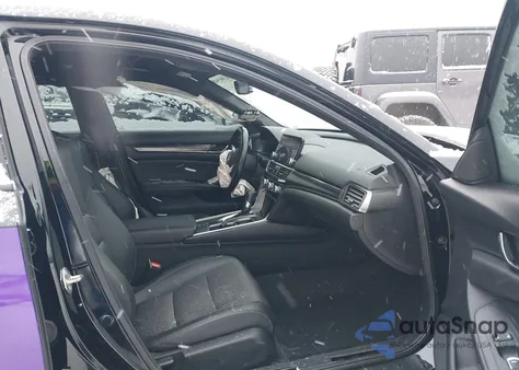 2020 Honda Accord Sport z USA, uszkodzony, nr VIN 1HGCV1F33LA139948